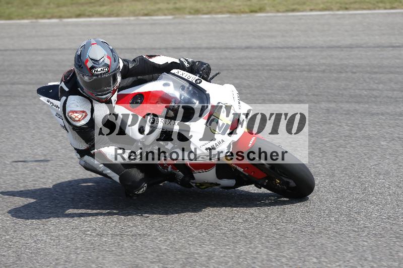 /Archiv-2025/49 26.08.2025 Cornu Master School ADR/blau-bleu/23